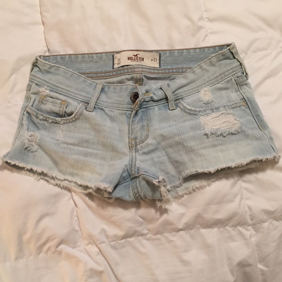 Hollister booty shorts