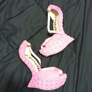 Pink Groove Wedges
