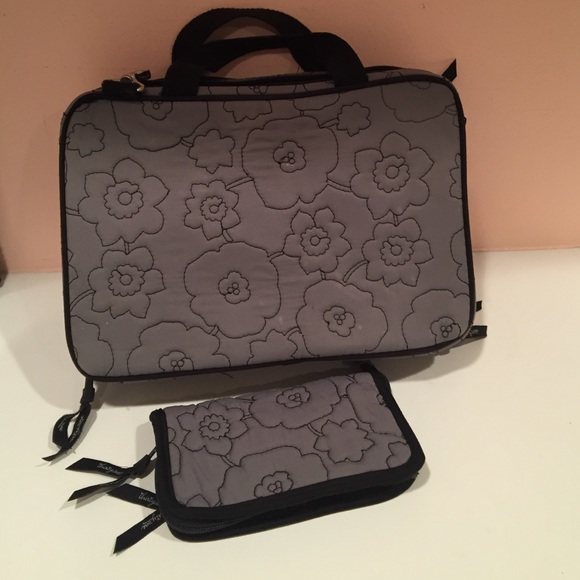 Thirty one cosmetic bag with matching soft wallet