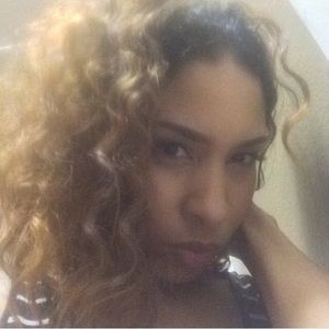 Meet your Posher, Karla