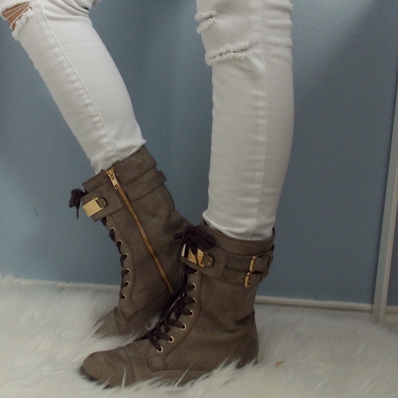 Shoes - ❗️Final Price❗️Boots 👢👢Size 7.5