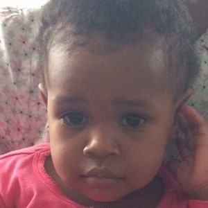 Meet your Posher, Simone