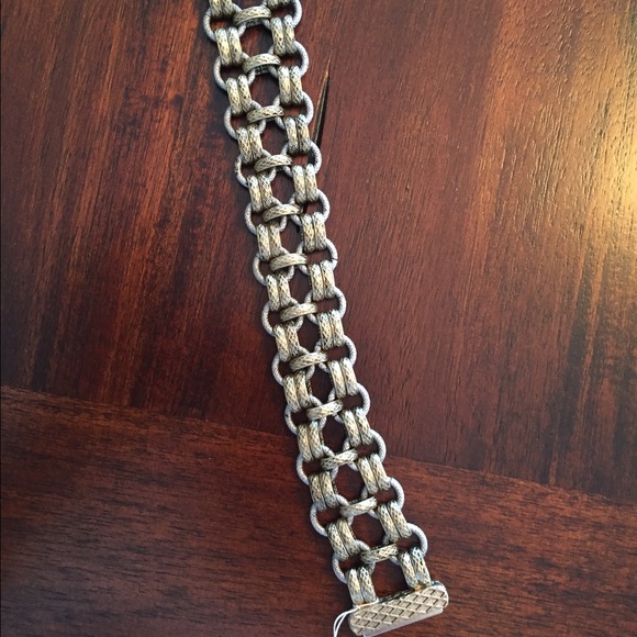 Lia Sophia brushed silver / gold braclet