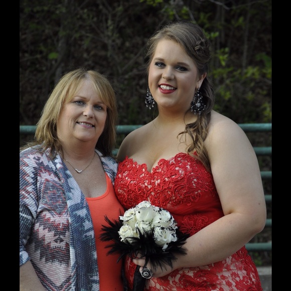 Meet your Posher, Janice - Picture 1 of 1