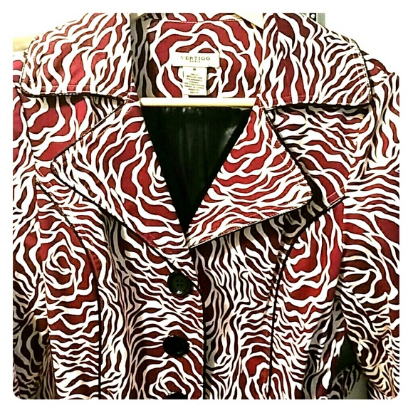 Gorgeous red, white, and black spring trench