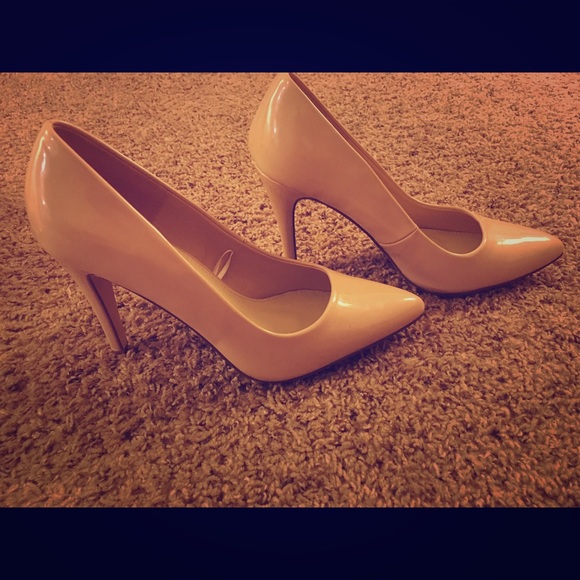 Forever 21 Nude Heels**SOLD** - Picture 1 of 3