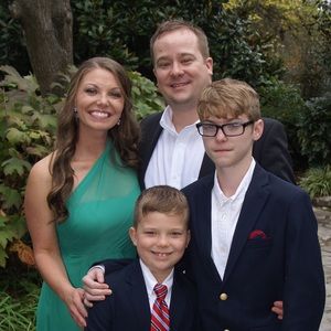 Meet your Posher, Lacey