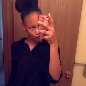 Meet your Posher, Shamel