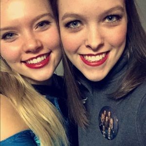 Meet your Posher, Alisha