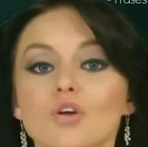 Meet your Posher, Mariel