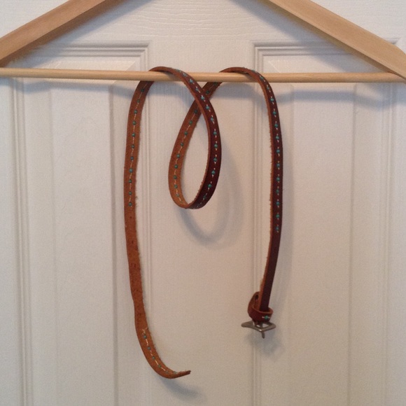Genuine leather beaded skinny belt - Picture 1 of 3