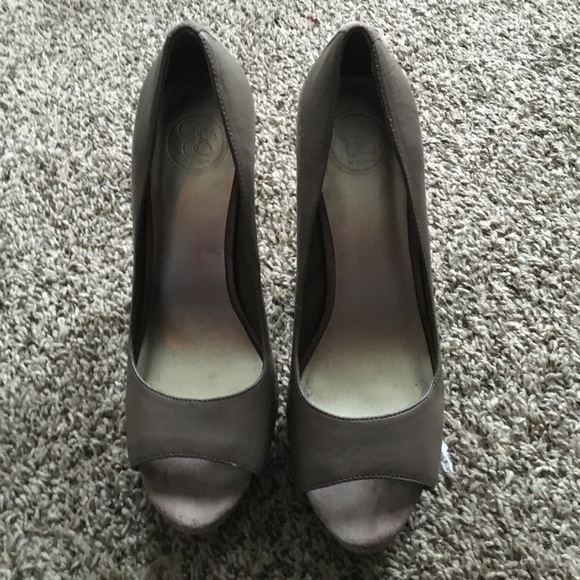 Jessica Simpson heels