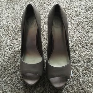 Jessica Simpson heels