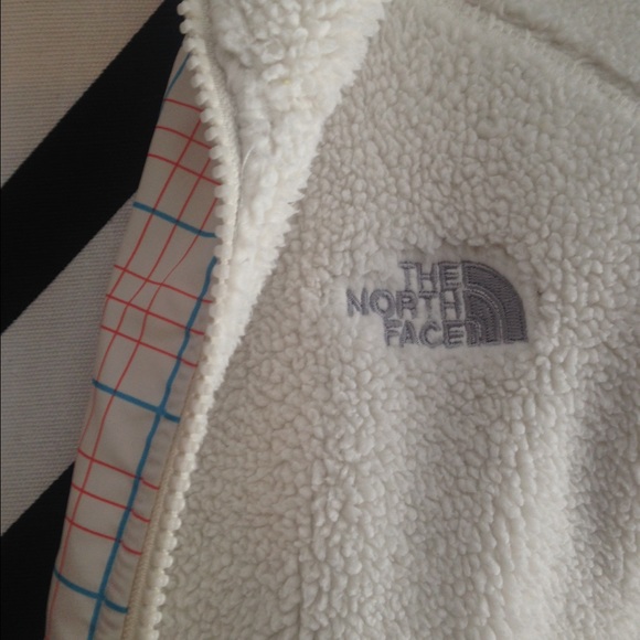 girl's XL Reversible North Face jacket