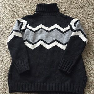 NWOT 525 America sweater