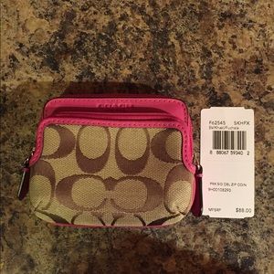 ‼️SALE‼️ NWT Coach Park Signature Zip Coin Wallet