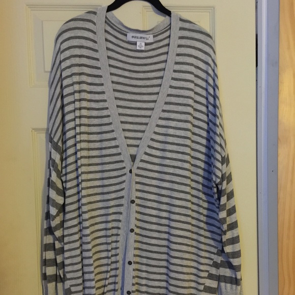 Women's cardigan