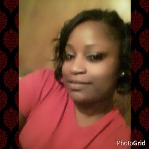 Meet your Posher, Tomeka