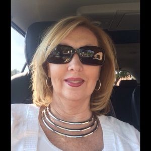 Meet your Posher, Sandy