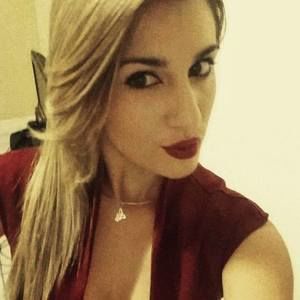 Meet your Posher, Claudia