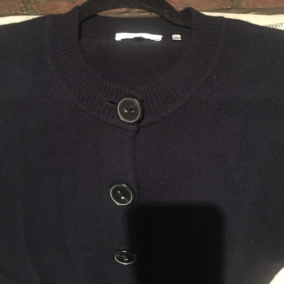 Vince cashmere cardigan. - Picture 3 of 4