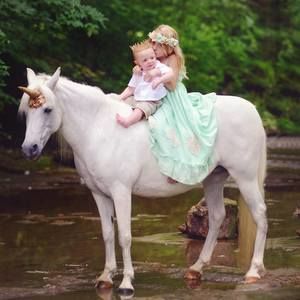 Meet your Posher, Carla