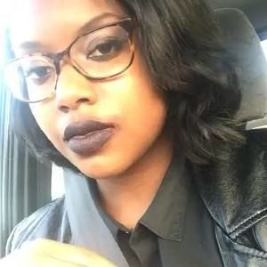 Meet your Posher, Mackenzie