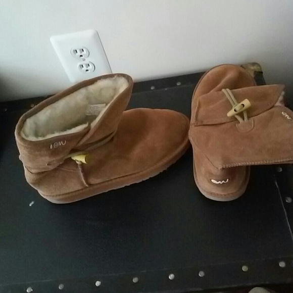 Suede emu boots.  Worn handful of times