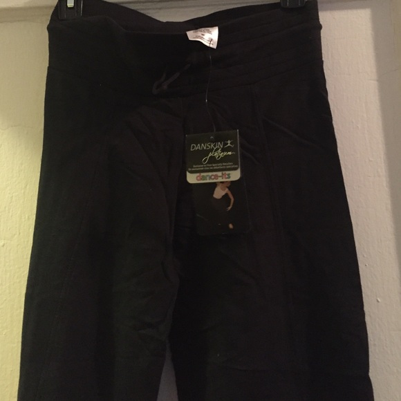 Danskins long pants. NWT. Small.