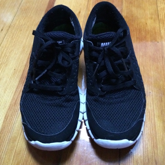 Nike free runs