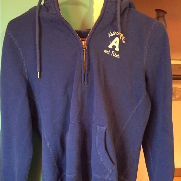 Abercrombie and Fitch half zip sweatshirt