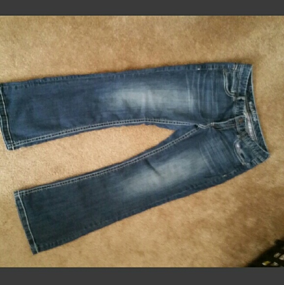 Maurices jeans