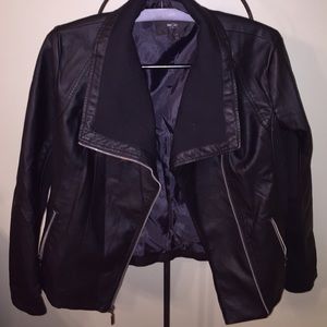 Super cute jacket!! Never worn!