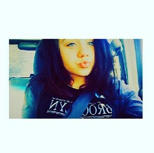 Meet your Posher, Skyler