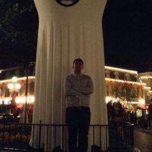 Meet your Posher, Moises