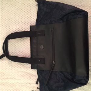 Lululemon bag