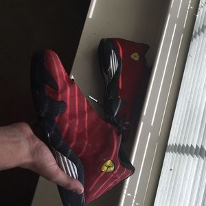 Ferrari 14s