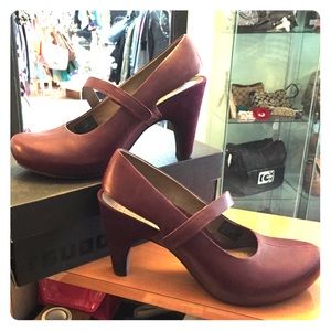 Tsubo Acrea Mary Jane Pumps