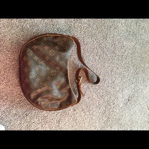 Louis Vuitton shoulder bag