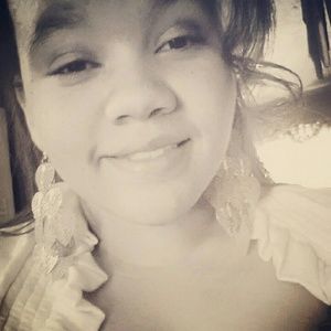 Meet your Posher, Briana