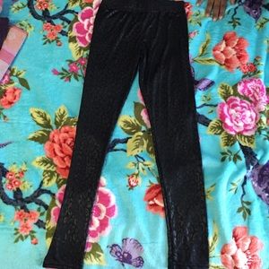 Black, leopard print leggings.