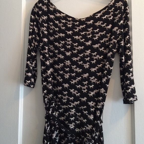 Leota Palomino Horse Print Ilana dress