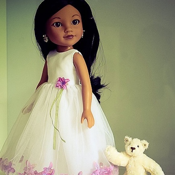 Meet your Posher, Dee - Picture 1 of 1