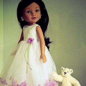 Meet your Posher, Dee