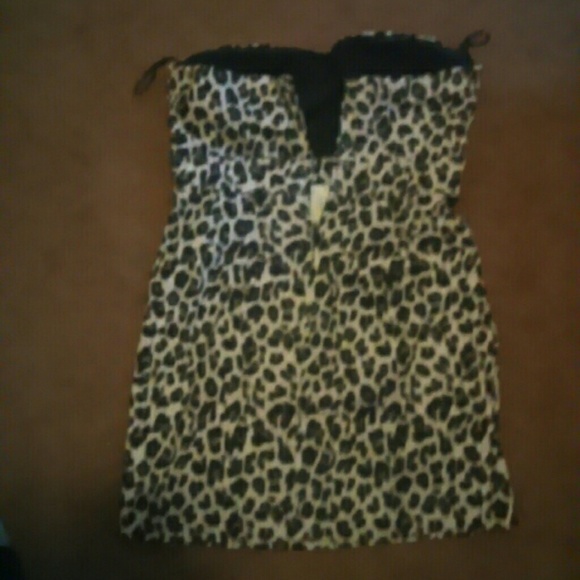 Leopard print dress - Picture 2 of 3