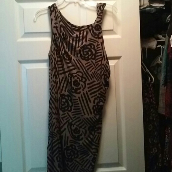 Bcbg dress with printed design