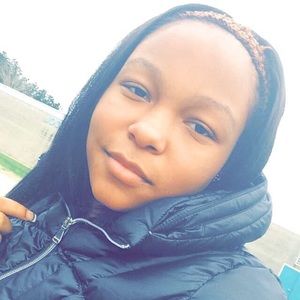 Meet your Posher, Miracle