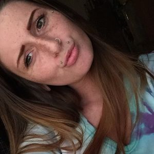 Meet your Posher, April