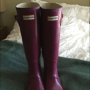 Women's Hunter Boots in Magenta