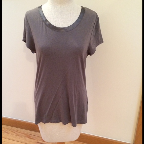 Banana Republic Gray Short Sleeve T-shirt